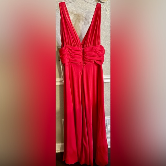 Floor length formal gown, red, size 13/14 - Picture 2 of 3
